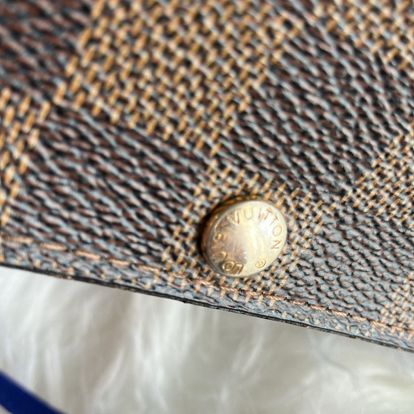 LOUIS VUITTON long snap wallet. EUC - Picture 3 of 16